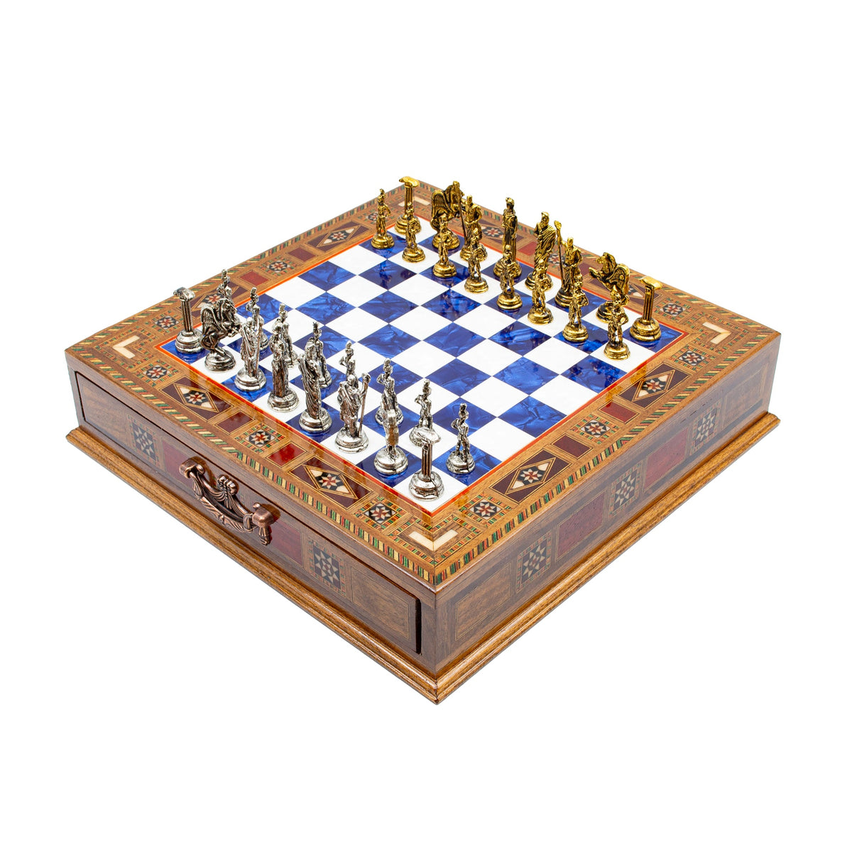 Handgefertigtes Schachspiel aus Holz – Schach spielen in Linz | Schachatelier
