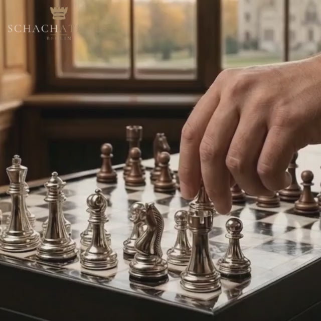 Video: Schachspiel mit Metallfiguren und Aufbewahrungsbox – Schachatelier